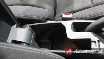 First Impression Review Honda Jazz RS 2014 by AutonetMagz