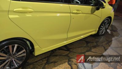 First Impression Review Honda Jazz RS 2014 by AutonetMagz