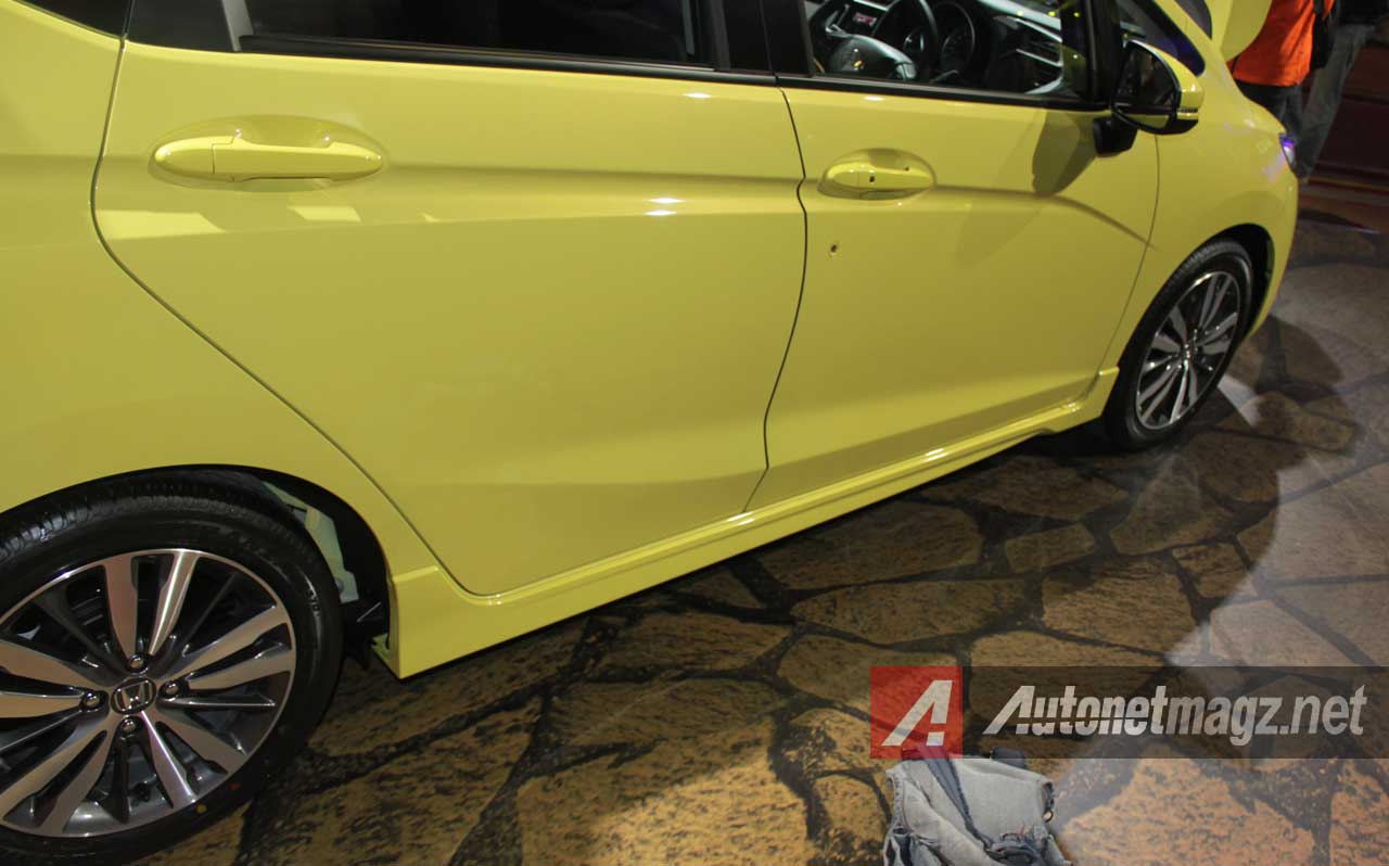 Honda, Foto-Honda-Jazz-Terbaru: First Impression Review Honda Jazz RS 2014 by AutonetMagz