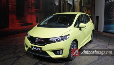 First Impression Review Honda Jazz RS 2014 by AutonetMagz