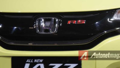 First Impression Review Honda Jazz RS 2014 by AutonetMagz