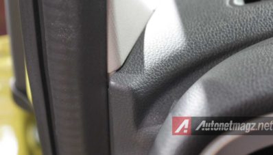 First Impression Review Honda Jazz RS 2014 by AutonetMagz