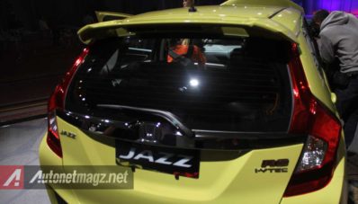 First Impression Review Honda Jazz RS 2014 by AutonetMagz