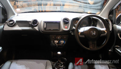 First Impression Review Honda Mobilio RS by AutonetMagz 