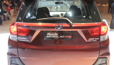 First Impression Review Honda Mobilio RS by AutonetMagz First Impression Review Honda Mobilio RS by AutonetMagz