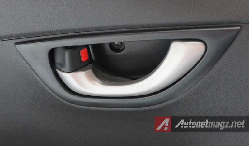 Honda, Honda Mobilio RS door handle: First Impression Review Honda Mobilio RS by AutonetMagz