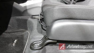 First Impression Review Honda Jazz RS 2014 by AutonetMagz