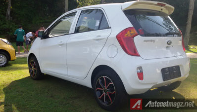 Merasakan Kenyamanan Kia Morning Melalui Test Drive Jakarta-Anyer Merasakan Kenyamanan Kia Morning Melalui Test Drive Jakarta-Anyer