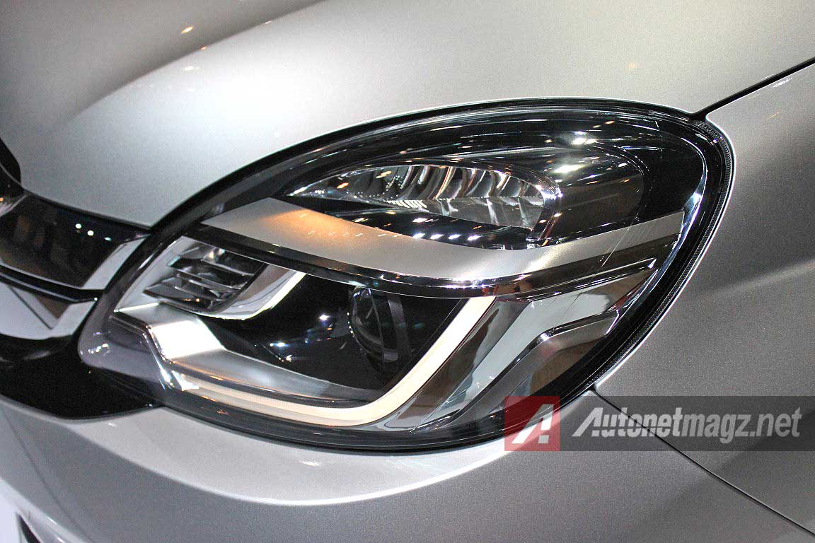 Honda, Projector Head Lamp Honda Mobilio RS: First Impression Review Honda Mobilio RS by AutonetMagz
