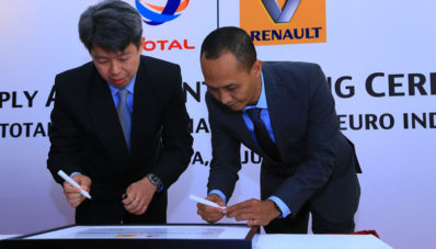 Total Oil Menjadi Oli Resmi Renault Indonesia Selama 5 Tahun ke Depan! Total Oil Menjadi Oli Resmi Renault Indonesia Selama 5 Tahun ke Depan!