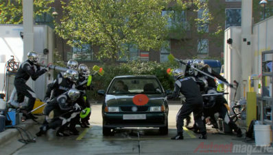 Sensasi Cuci Mobil Ala Pit Stop F1! [With Video]