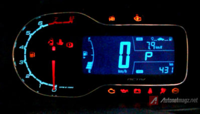 Test Drive Review Chevrolet Spin Activ 1.5 AT by AutonetMagz [with Video]