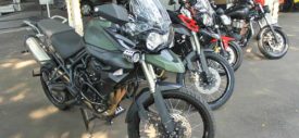 Komunitas klub pengguna motor Triumph di Indonesia