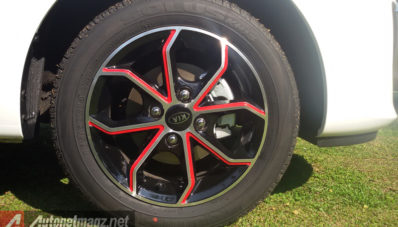 Merasakan Kenyamanan Kia Morning Melalui Test Drive Jakarta-Anyer Merasakan Kenyamanan Kia Morning Melalui Test Drive Jakarta-Anyer