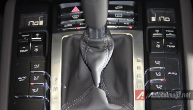 First Impression Review Porsche Macan Indonesia