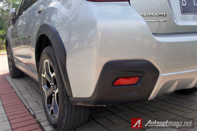 Berita, 2014-Subaru-XV-Rear-Bumpers-reflector-light-630×420: Review Subaru XV 2014 and Test Drive by AutonetMagz