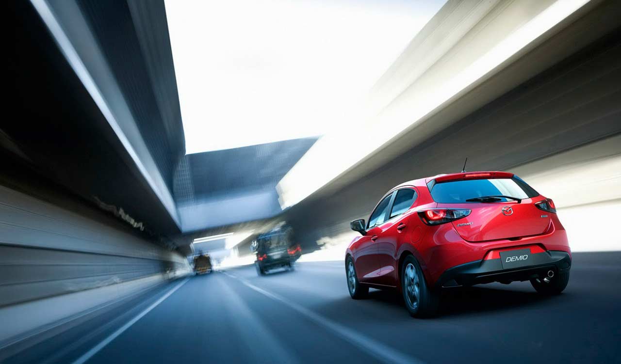 International, 2015-Mazda-2-Indonesia-Baru: Ini Foto Lengkap Mazda 2 2015 Yang Akan Hadir di Indonesia Tahun Depan!