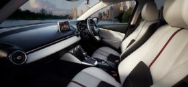 2015-Mazda2-White-Interior