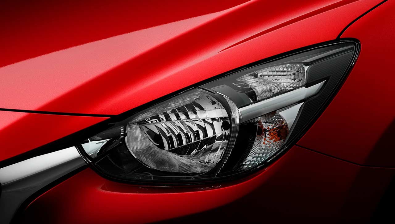 International, 2015-Mazda2-Halogen: Ini Foto Lengkap Mazda 2 2015 Yang Akan Hadir di Indonesia Tahun Depan!