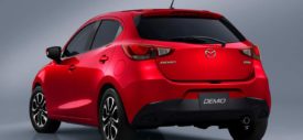 2015-Mazda2-Pictures