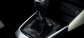 2015-Mazda-2-Rear