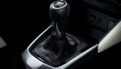 Ini Foto Lengkap Mazda 2 2015 Yang Akan Hadir di Indonesia Tahun Depan! Ini Foto Lengkap Mazda 2 2015 Yang Akan Hadir di Indonesia Tahun Depan!