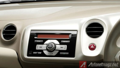Komparasi : KIA Morning VS Honda Brio Satya Komparasi : KIA Morning VS Honda Brio Satya