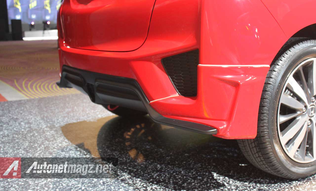 Honda, Bumper-Belakang-Honda-Jazz-Mugen: First Impression Review Honda Jazz Mugen 2014 by AutonetMagz