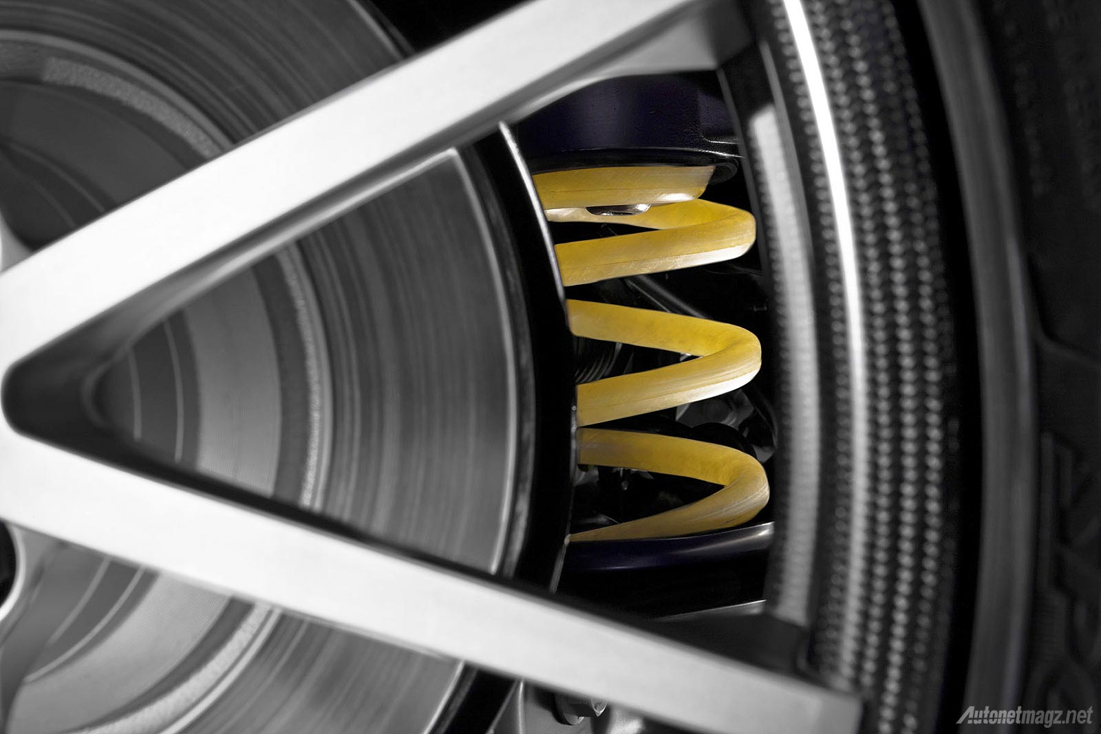 Audi, Fiber glass coil springs from Audi: Keren! Audi Bikin Per dari Fiberglass