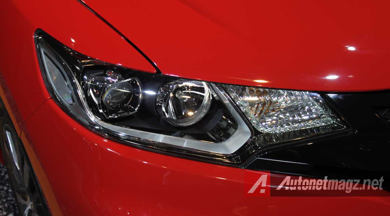 Honda, Headlamp-Honda-Jazz-Mugen: First Impression Review Honda Jazz Mugen 2014 by AutonetMagz