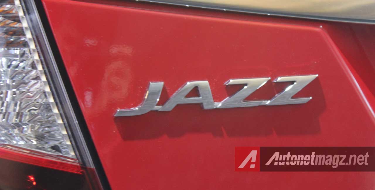 Honda, Honda-Jazz-Emblem: First Impression Review Honda Jazz Mugen 2014 by AutonetMagz