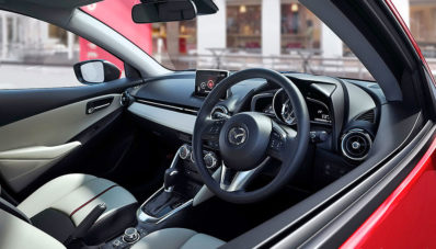 Ini Dia Wajah Baru Mazda 2 2015