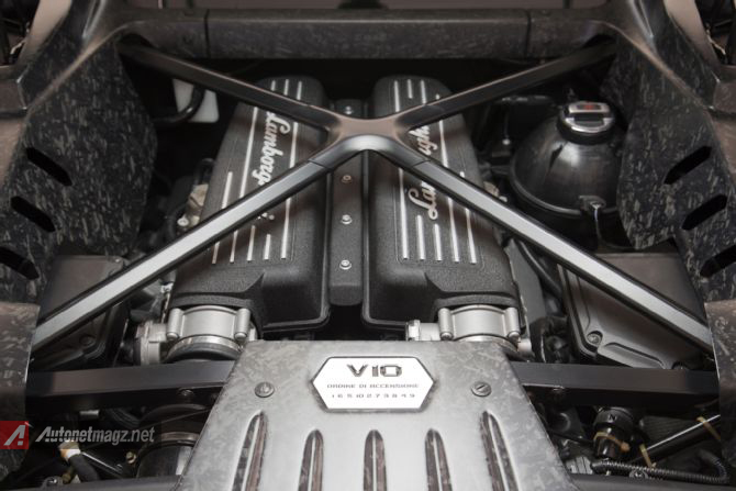 Berita, Lamborghini-Huracan-V10-Engine: Lamborghini Huracan Siap Berkeliaran di Indonesia Bulan September