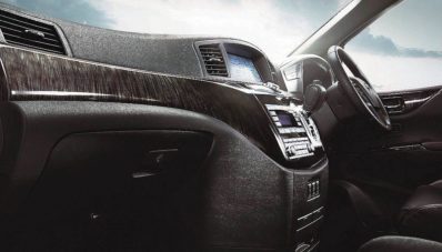 New Nissan Elgrand High Way Star Resmi Diluncurkan