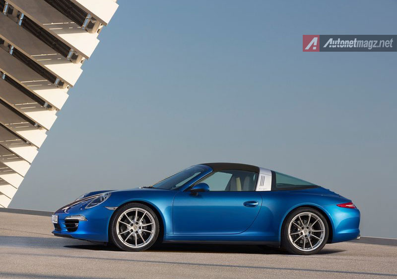 Berita, Porsche-911-Targa-Roof-Closed: Porsche Indonesia Siap Menghadirkan 3 Model Kencangnya