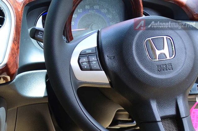 Steering Switch Control di Mobilio Diesel