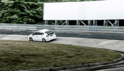 Toyota Recall Prius V Untuk Benahi Modul Airbag Toyota Recall Prius V Untuk Benahi Modul Airbag