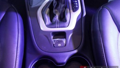 Jeep Cherokee Terbaru Diluncurkan di Indonesia Jeep Cherokee Terbaru Diluncurkan di Indonesia