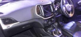 2015-Jeep-Cherokee-Speedometer