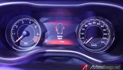 Jeep Cherokee Terbaru Diluncurkan di Indonesia Jeep Cherokee Terbaru Diluncurkan di Indonesia