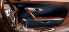 Bugatti-Veyron-Ettore-Bugatti-Edition-Logo