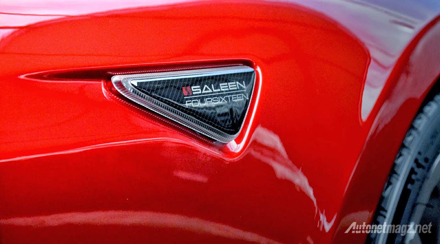Saleen, Emblem motif carbon mobil listrik Saleen Foursixteen: Mobil Listrik Saleen Foursixteen Menggunakan Basis Tesla Model S