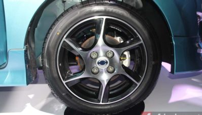 First Impression Review Datsun GO Panca Hatchback 5 Seater First Impression Review Datsun GO Panca Hatchback 5 Seater