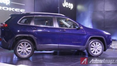 Jeep Cherokee Terbaru Diluncurkan di Indonesia Jeep Cherokee Terbaru Diluncurkan di Indonesia