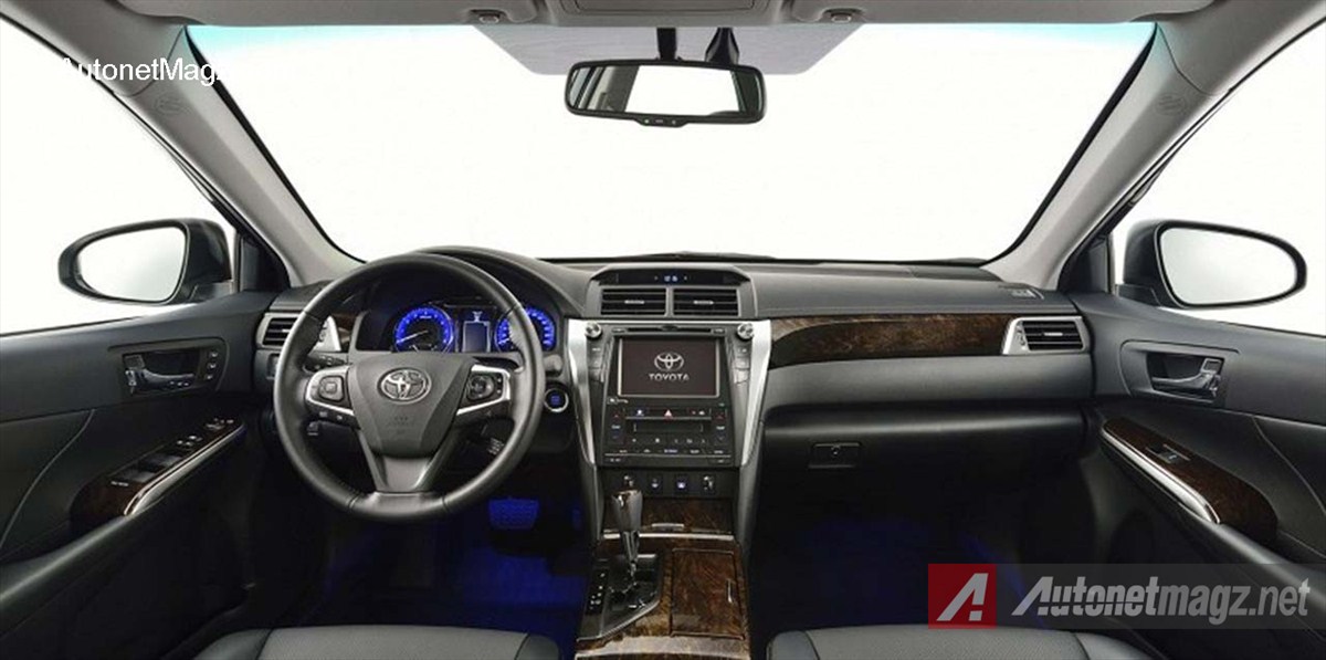 International, Interior-Toyota-Camry-Facelift-2015: Toyota Camry Facelift 2015 Hadir di Rusia