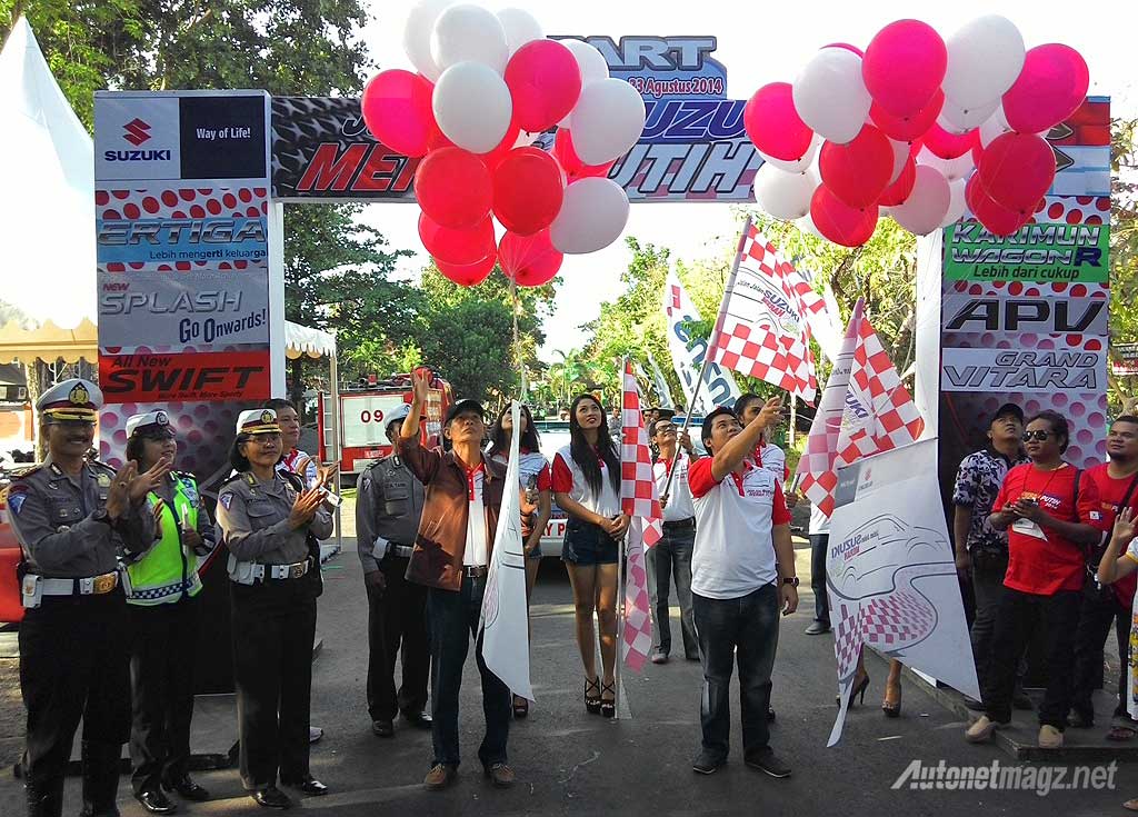 Event, Pembukaan acara Suzuki Jalan Jalan Merah Putih 2014 di Bali: Pemilik Mobil Suzuki di Bali Senang Ikuti Jalan-Jalan Suzuki Merah Putih 2014