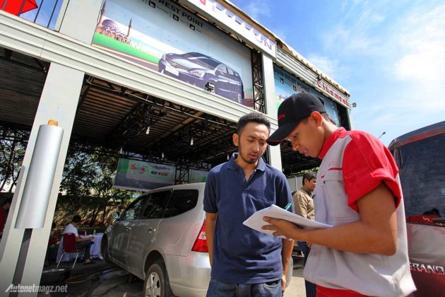 Pengunjung pemilik mobil Nissan mengaku puas dengan pelayanan Posko Mudik Nissan Datsun Rest Point (NDRP)