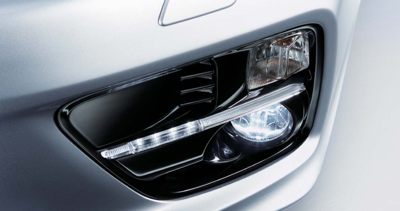 International, Subaru-WRX-LED: Subaru WRX S4 Versi Jepang Lebih Bertenaga dan Aman