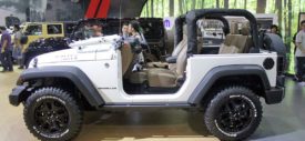 Jok belakang SUV Jeep Wrangler Willys 2015