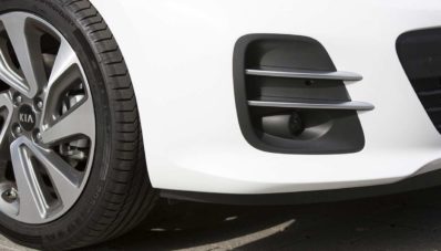 KIA Rio Facelift 2015 Akan Hadir di Paris Motorshow KIA Rio Facelift 2015 Akan Hadir di Paris Motorshow